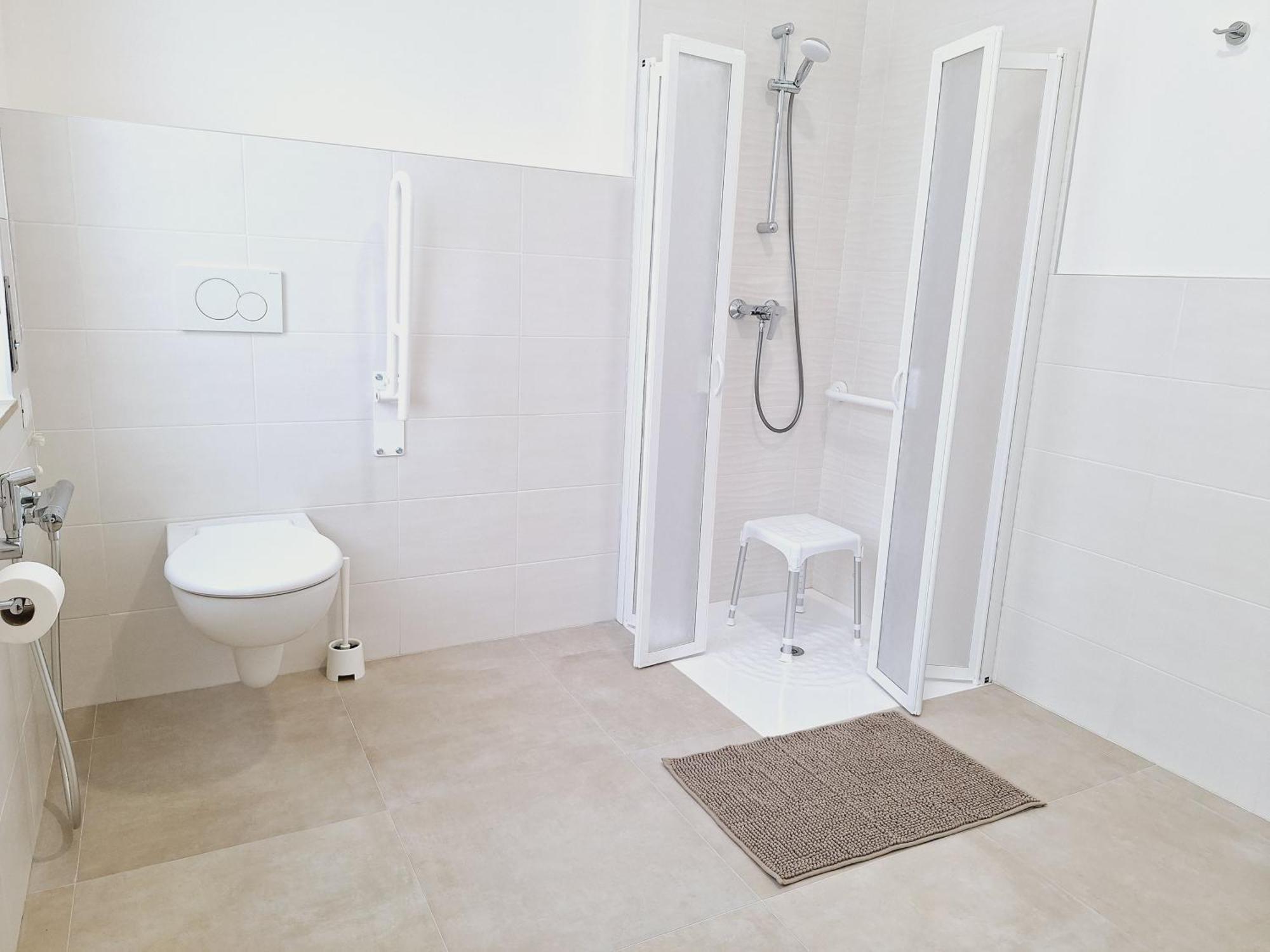 Apartment Re Lear Expo